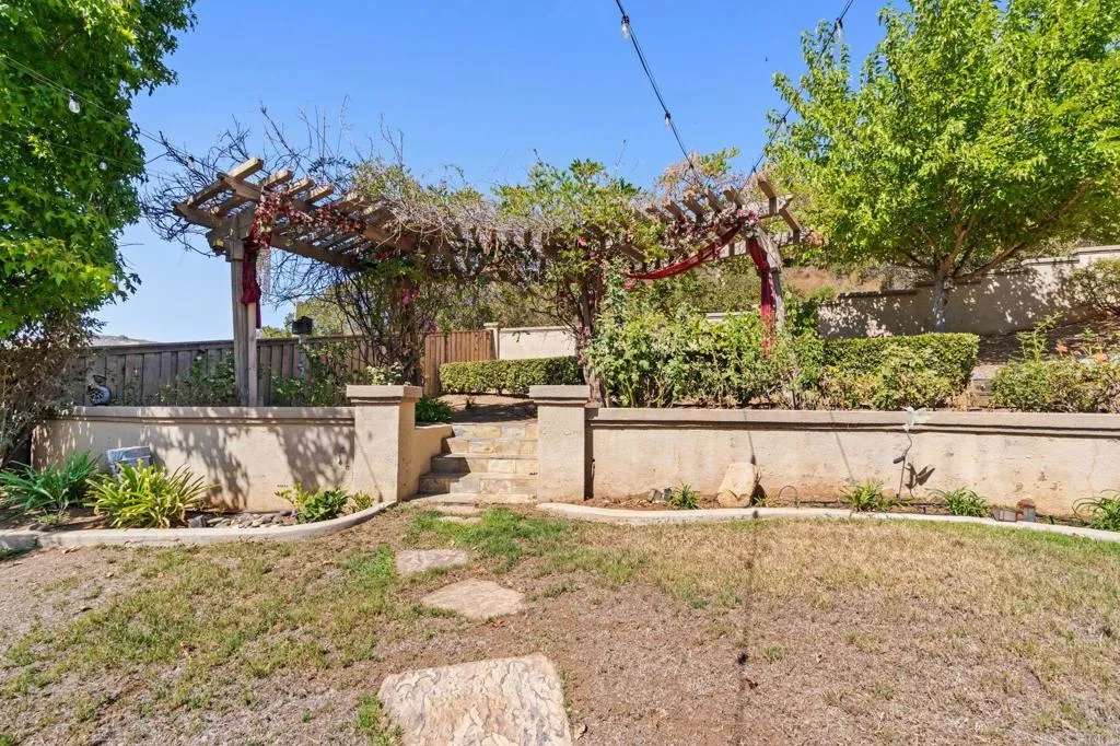 https://cdn.realtyfeed.com/cdn/127/306628240/ad44e18b3bc253872137282c17d4f18f.webp