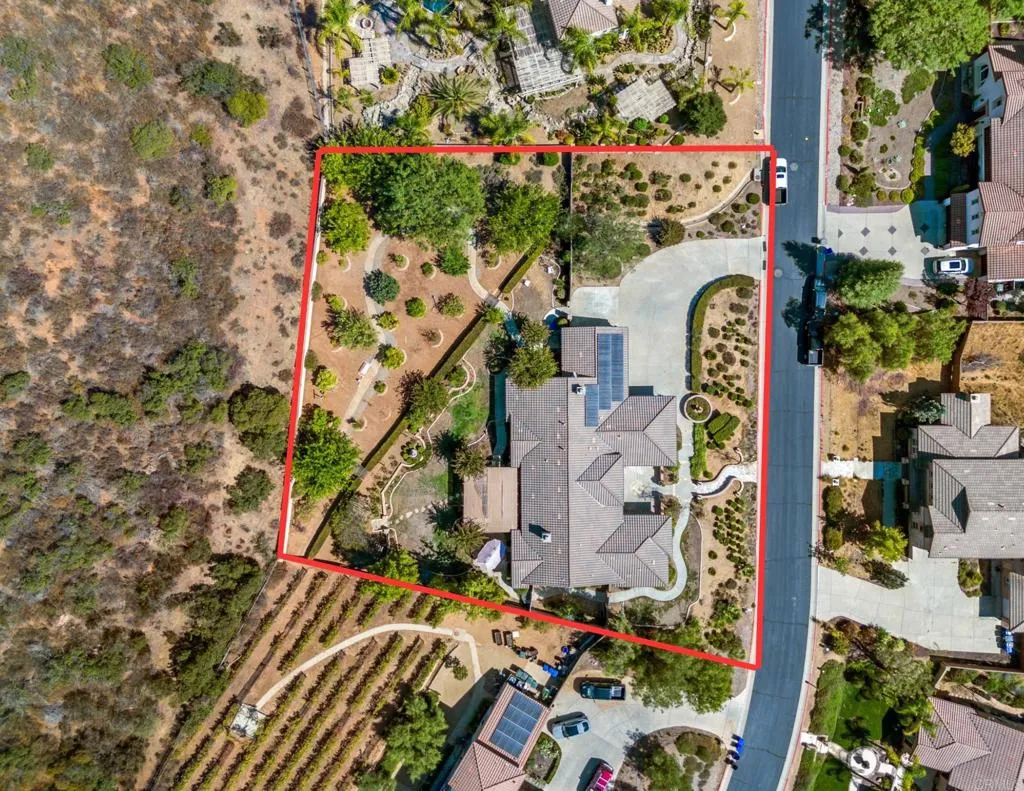 https://cdn.realtyfeed.com/cdn/127/306628240/d0496dfc6a10e245f13b9d1d54239ad9.webp