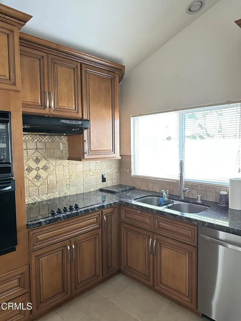 29116 Hillrise Drive, Agoura Hills, CA 91301 - Photo 5 of 24, Agoura Hills, CA