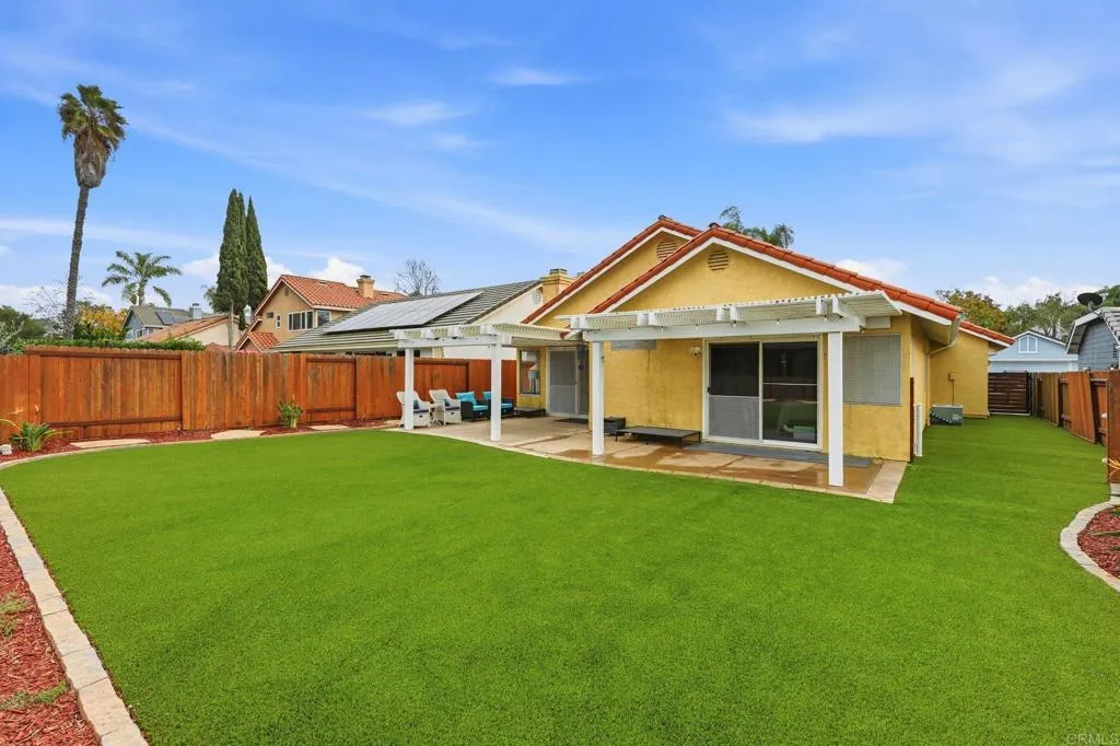 Photo #8: NDP2600789 Listing: Photo #8