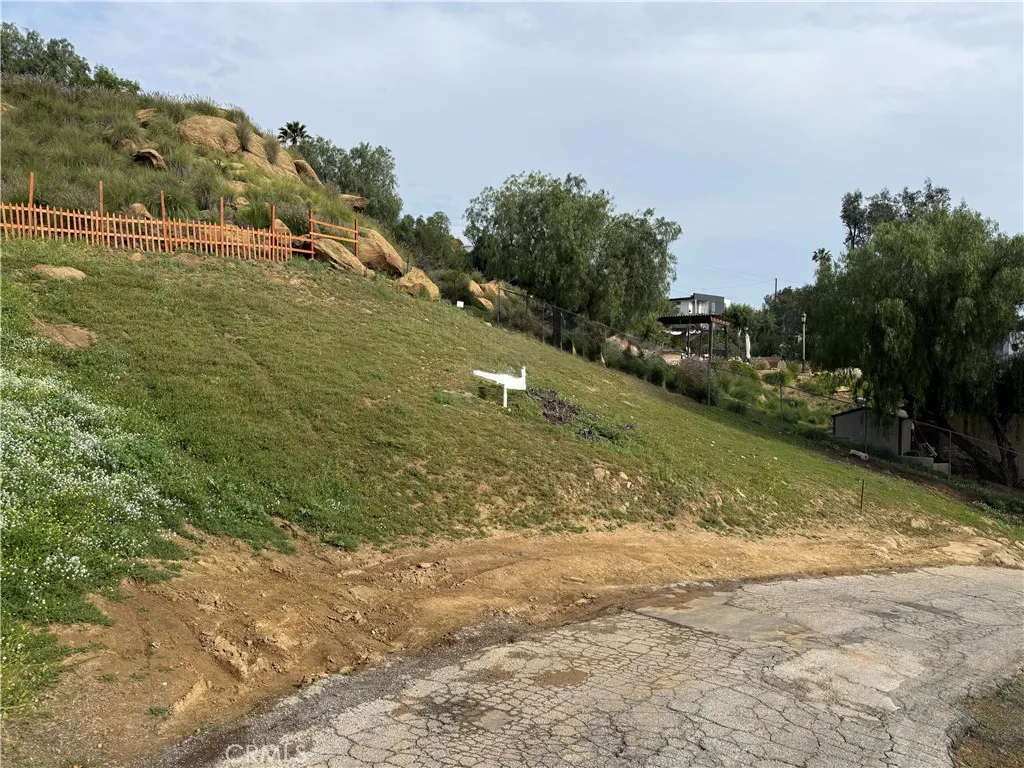 7365 Webb Rd, Chatsworth, CA 91311 - Photo 5 of 12, Chatsworth, CA
