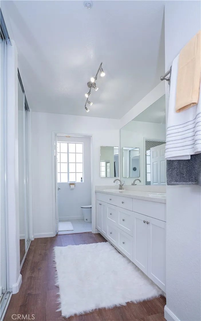 Photo #23: TR26016836 Listing: Photo #23