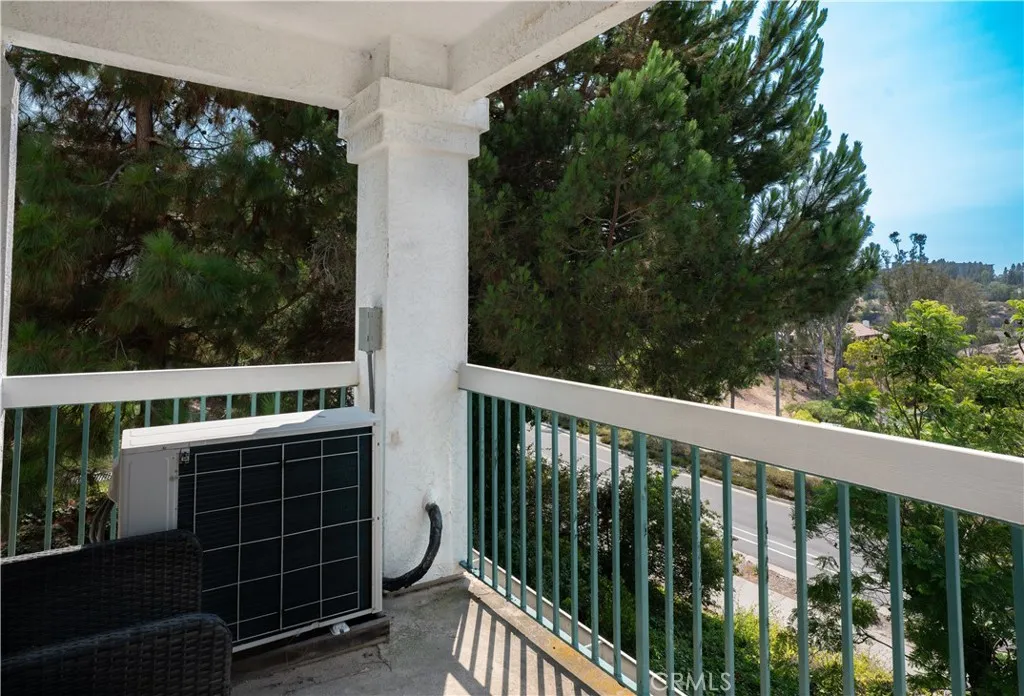 Photo #13: TR26016836 Listing: Photo #13