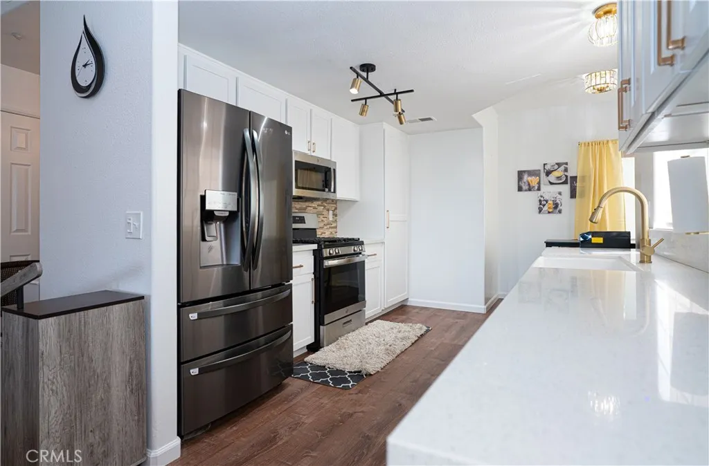 Photo #9: TR26016836 Listing: Photo #9