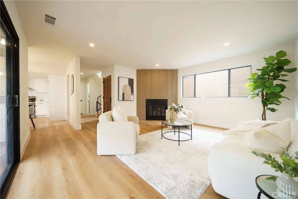 14927 Condon Avenue Unit 4, Lawndale, CA 90260