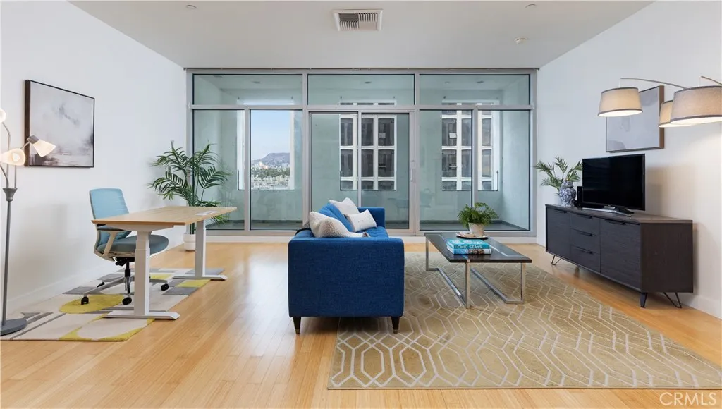 3810 Wilshire Boulevard Unit 802, Los Angeles, CA 90010 - Photo 5 of 35, Los Angeles, CA