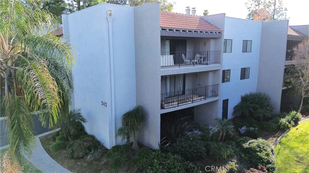Redlands, CA 92373