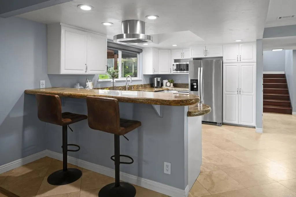 https://cdn.realtyfeed.com/cdn/127/306628388/28a03727be834a936b74185d90979f4d.webp