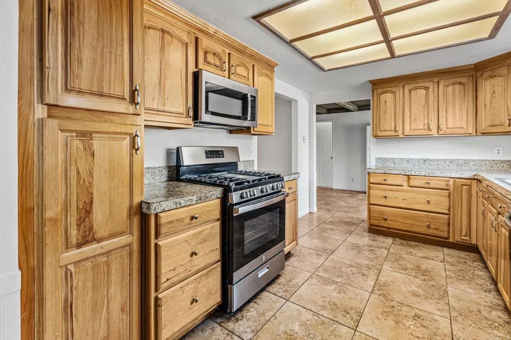 https://cdn.realtyfeed.com/cdn/127/306628391/b520f73e653a748d7d63091de7bcdee3.webp