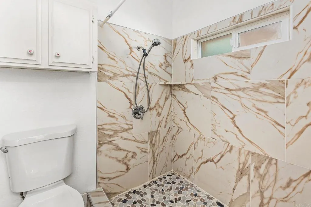 https://cdn.realtyfeed.com/cdn/127/306628391/c2b1825291792a8156ea25f99d40ce58.webp