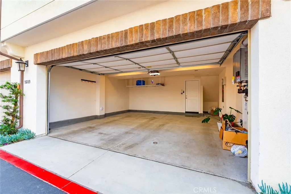 Photo #34: IG26018147 Listing: Photo #34