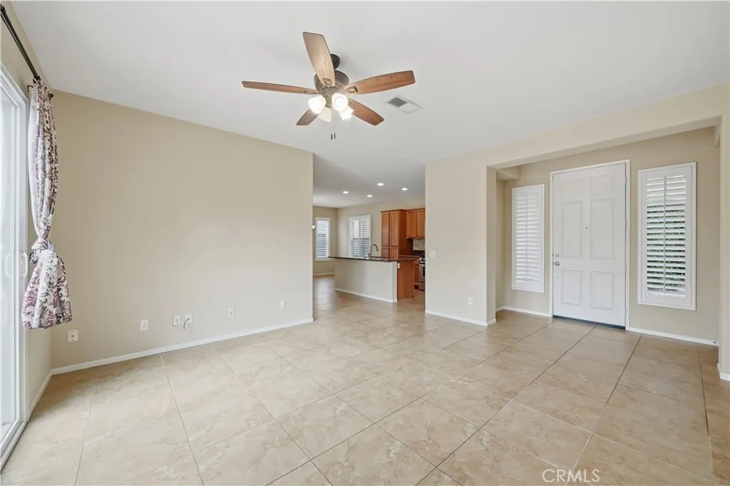 https://cdn.realtyfeed.com/cdn/127/306628416/4adcc38612e189a3a84204d5f5bf1706.webp