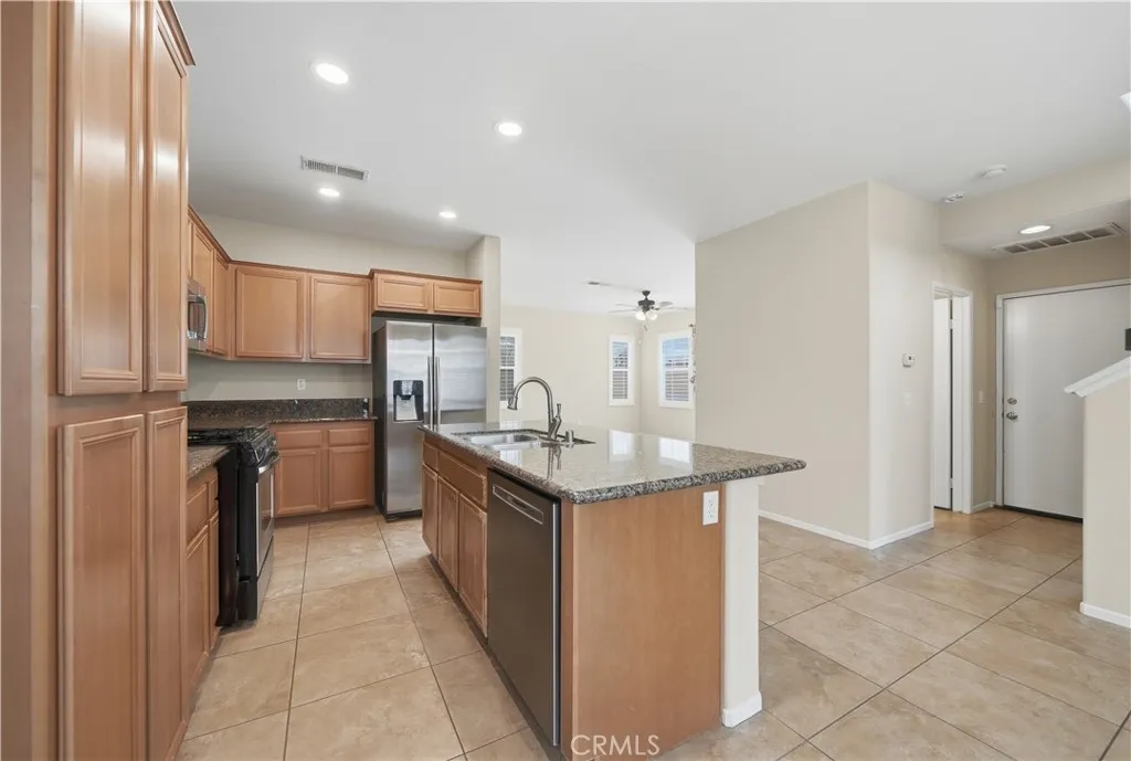 https://cdn.realtyfeed.com/cdn/127/306628416/5c8077a27d97413007e6f3ae3e5e8c74.webp