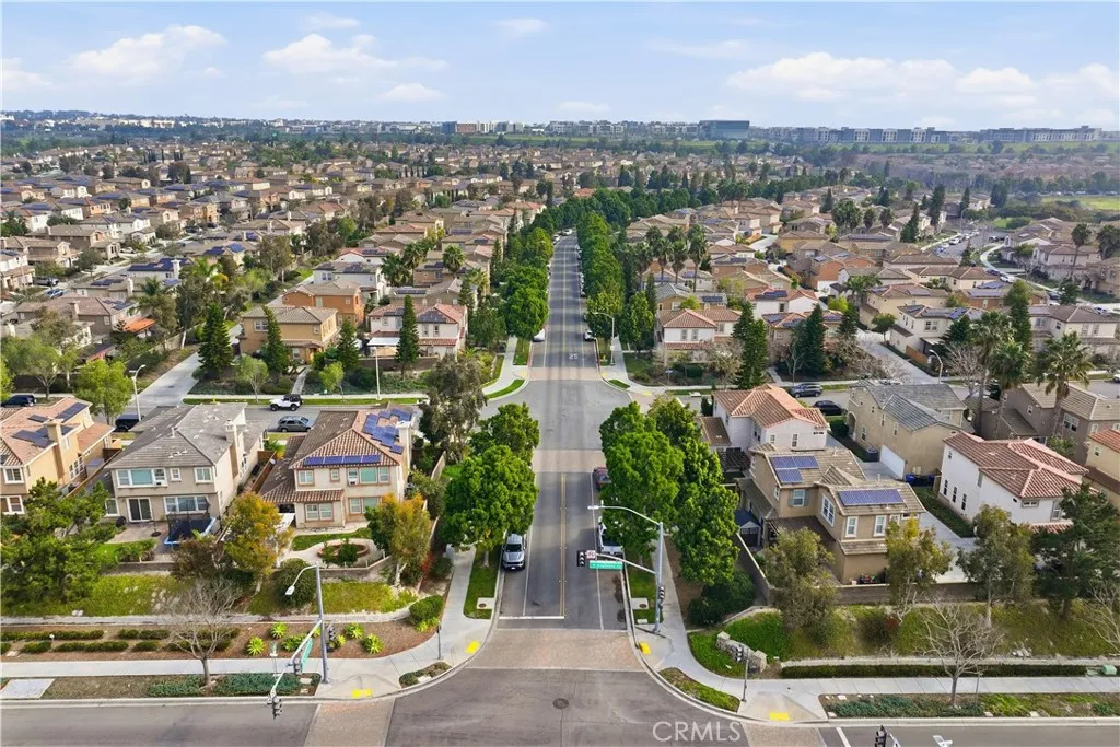 https://cdn.realtyfeed.com/cdn/127/306628416/72202d040ff7b37bb9927770a837fc3c.webp