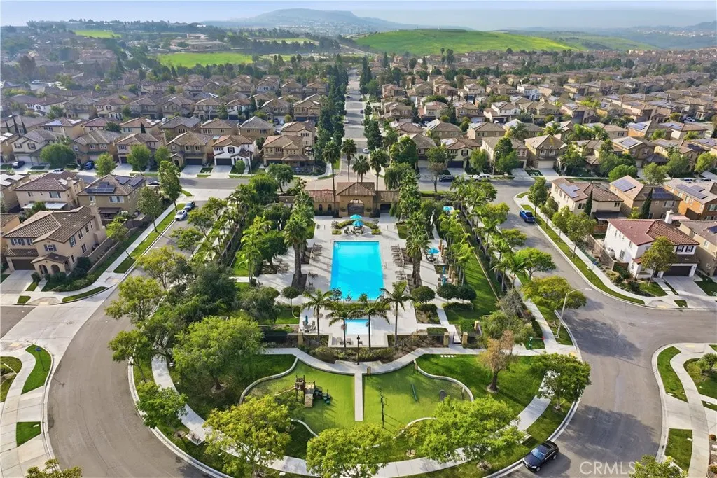 https://cdn.realtyfeed.com/cdn/127/306628416/78cc143293456917ad3ab87b7bc0a468.webp