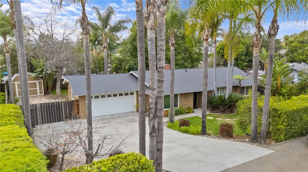 https://cdn.realtyfeed.com/cdn/127/306628425/c81878dda36a648ae1540ae497ab1454.webp