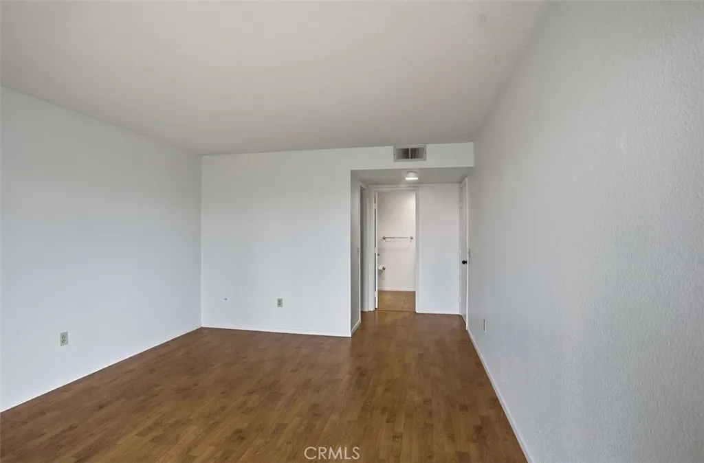 https://cdn.realtyfeed.com/cdn/127/306628575/14d9f7142c0b27048ac1fe2271f5943c.webp
