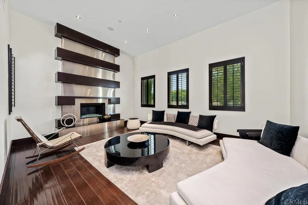 https://cdn.realtyfeed.com/cdn/127/306628582/70dabfdd0c519b265626e3559c5024a1.webp