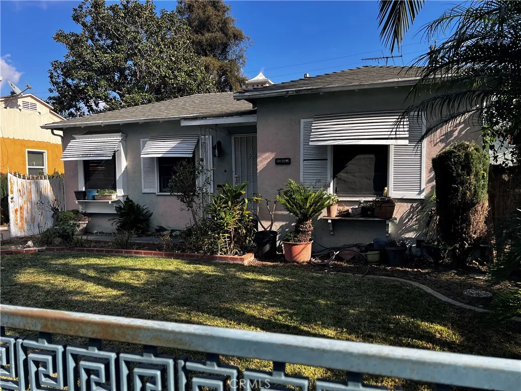 10130 Mallison, South Gate, CA 90280