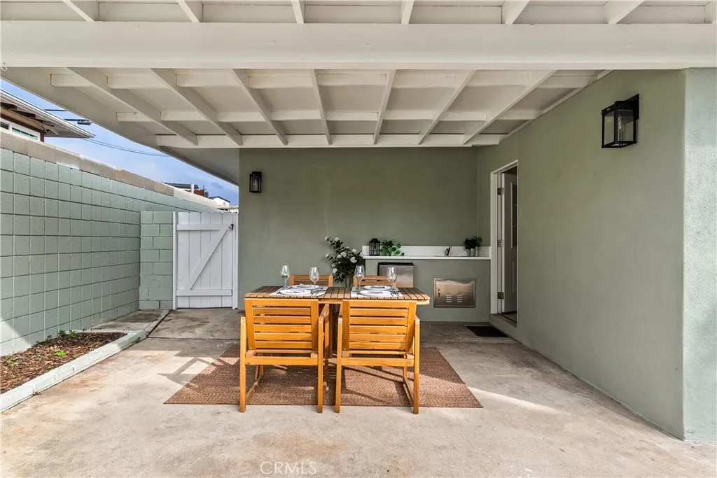 https://cdn.realtyfeed.com/cdn/127/306628630/0255ca29dd91ab668d152641200dc4d6.webp