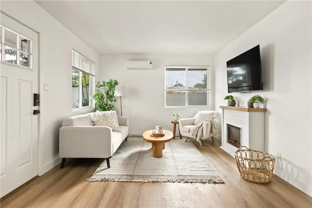 https://cdn.realtyfeed.com/cdn/127/306628630/50274b91c5cf5f8b55e16971f44ad254.webp