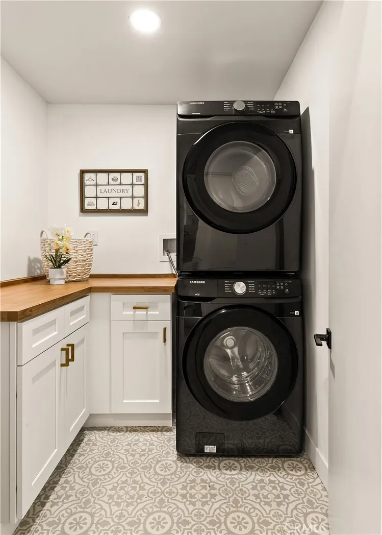 https://cdn.realtyfeed.com/cdn/127/306628630/65be642ae73306b133cfd5e80628f06a.webp