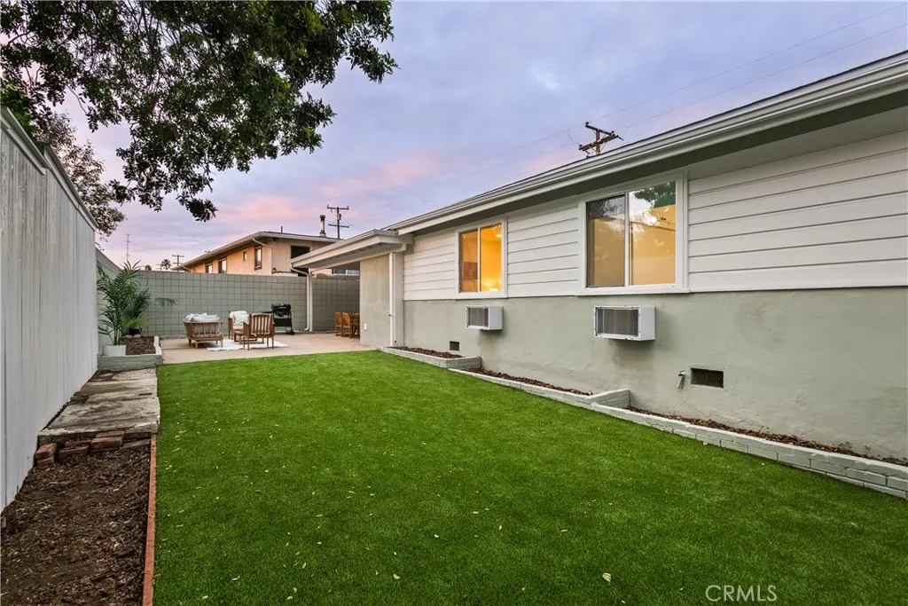 https://cdn.realtyfeed.com/cdn/127/306628630/8b29d96f61ae42a0dfcb89f626b9a99c.webp