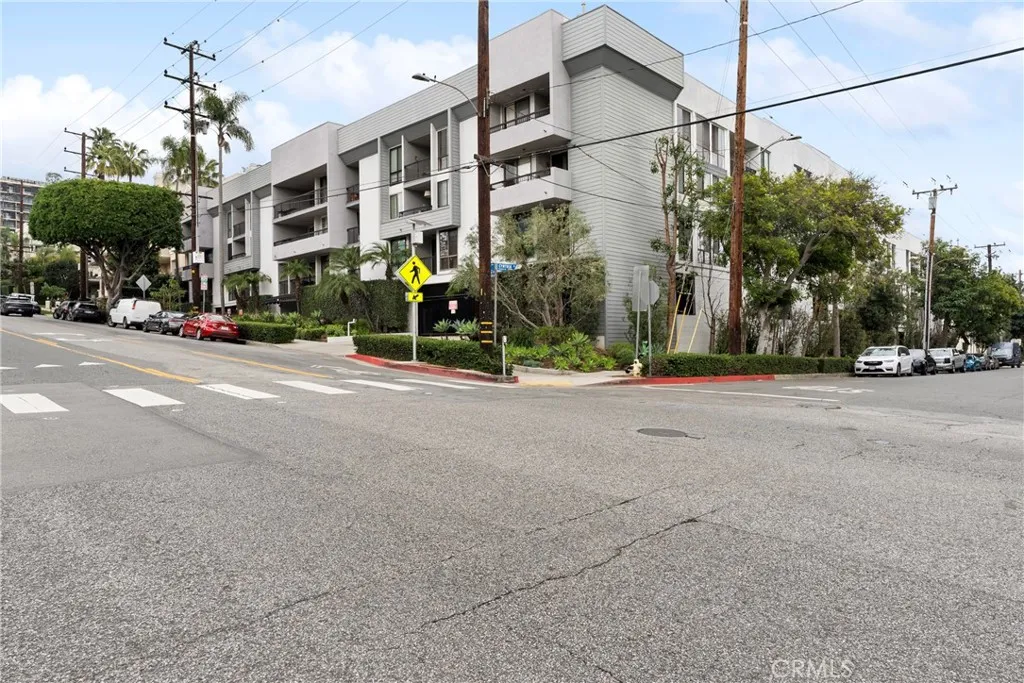 906 Doheny UNIT 303, West Hollywood, CA, 90069