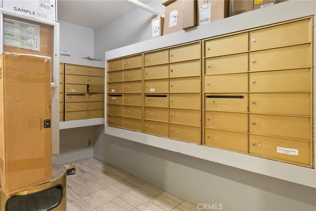 906 Doheny UNIT 303, West Hollywood, CA, 90069