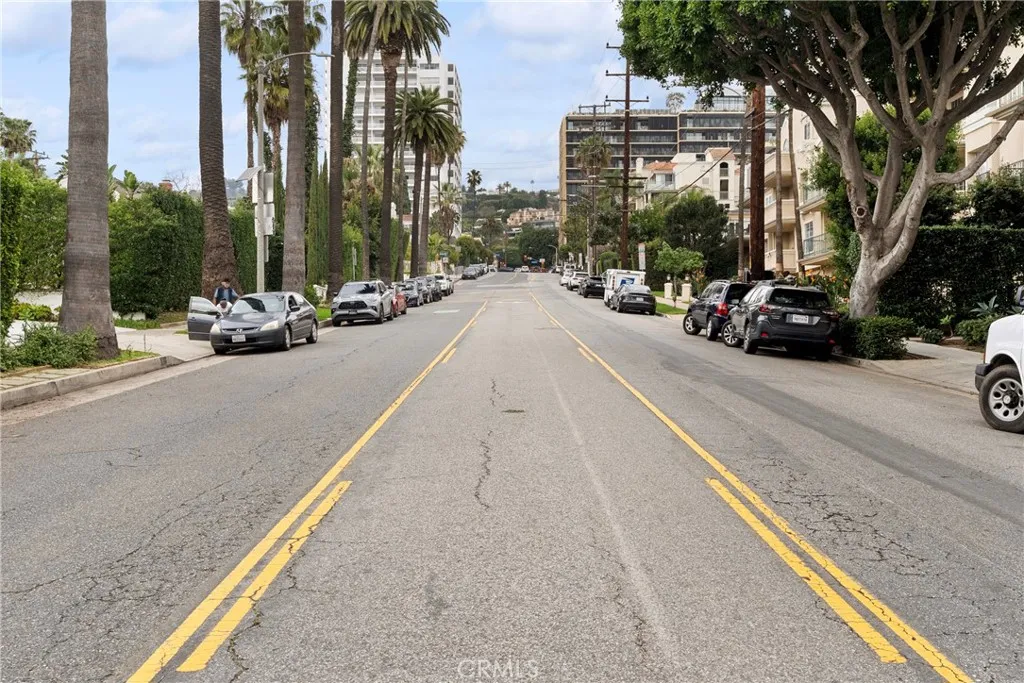 906 Doheny UNIT 303, West Hollywood, CA, 90069