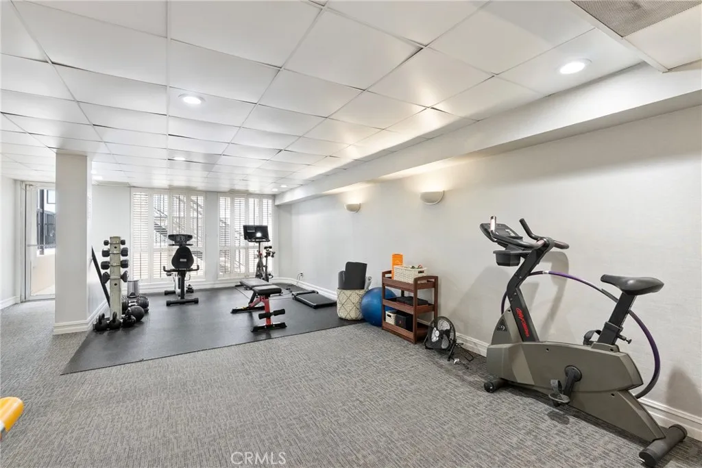 906 Doheny UNIT 303, West Hollywood, CA, 90069