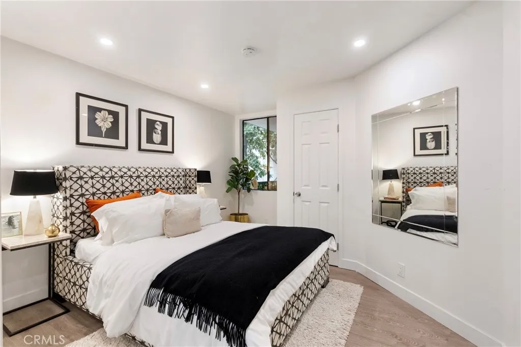 906 Doheny UNIT 303, West Hollywood, CA, 90069