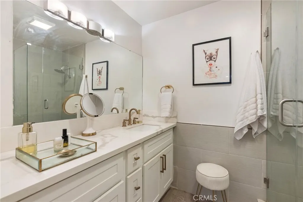 906 Doheny UNIT 303, West Hollywood, CA, 90069