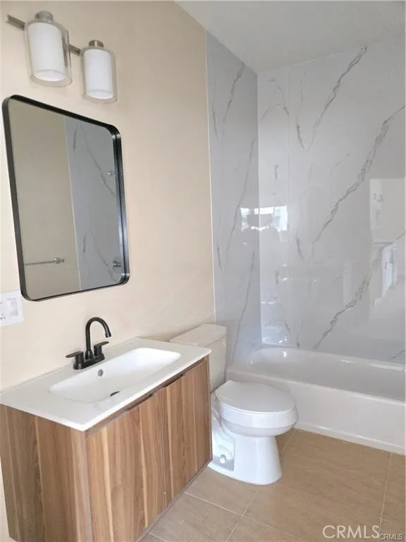 6010 Kansas, Los Angeles, CA 90044 - Photo 3 of 17, Los Angeles, CA