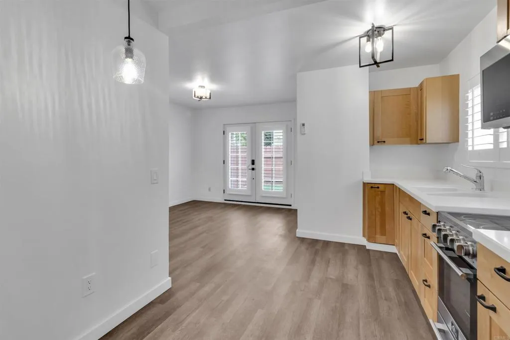 https://cdn.realtyfeed.com/cdn/127/306628743/7347abf2531b71ae91d6d430874b8951.webp