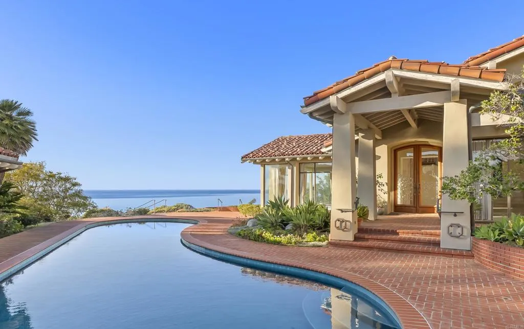 2727 Ocean Boulevard, Corona Del Mar, CA, 92625
