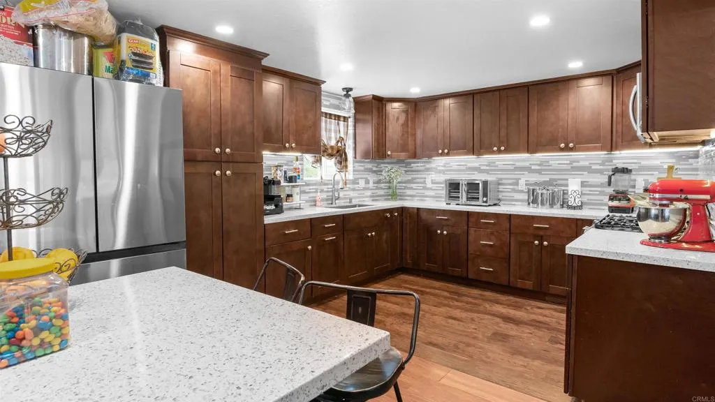 https://cdn.realtyfeed.com/cdn/127/306628798/c97b3321eff1a9b57eabc1f3070d9505.webp