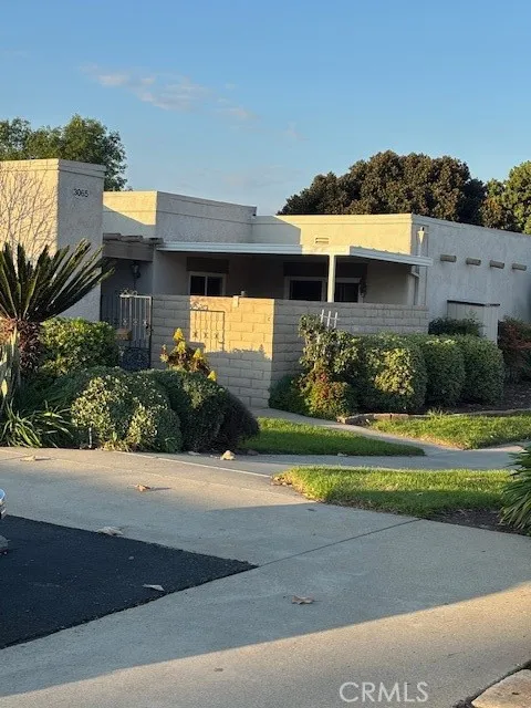 Laguna Woods, CA 92637