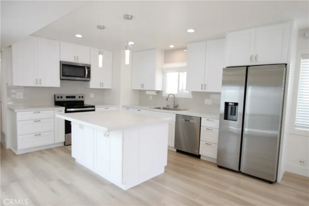 707 Orchid, Corona del Mar, CA 92625 - Photo 5 of 27, Corona Del Mar, CA