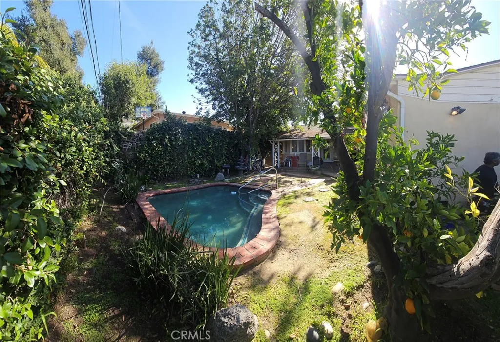1823 Hillside Drive, Glendale, CA, 91208