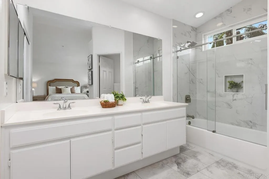 https://cdn.realtyfeed.com/cdn/127/306628929/f97964ec30675f506b81bd51ff930abe.webp