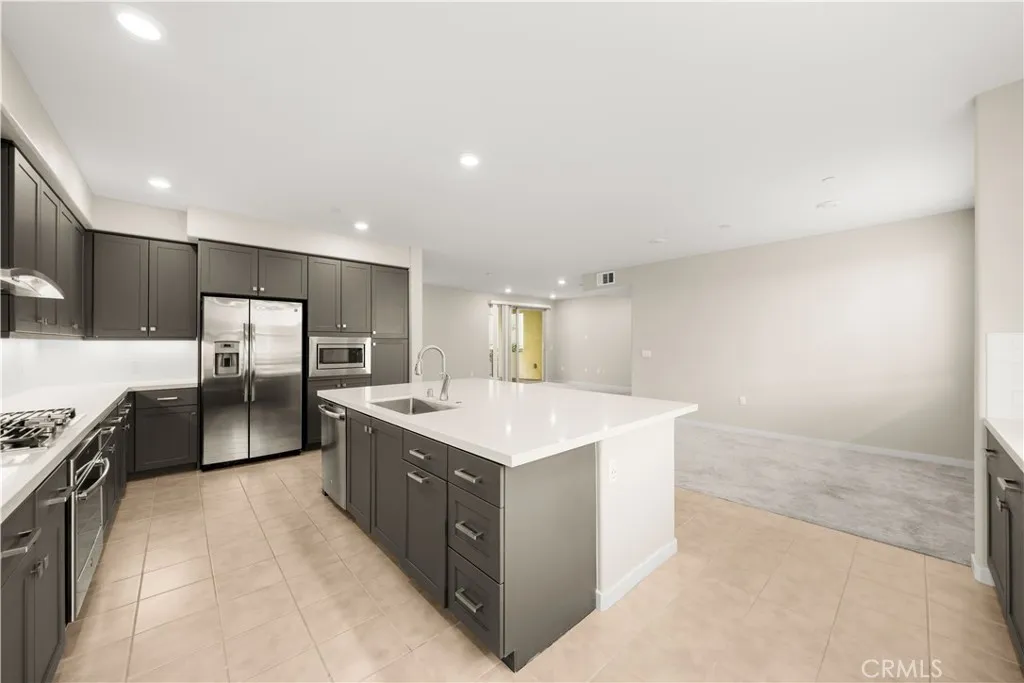 160 Tribeca, Irvine, CA 92612 - Photo 5 of 33, Irvine, CA