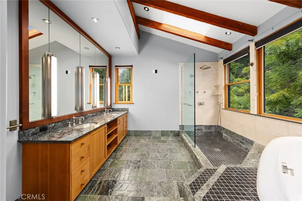 5310 Linda Vista, La Canada Flintridge, CA, 91011