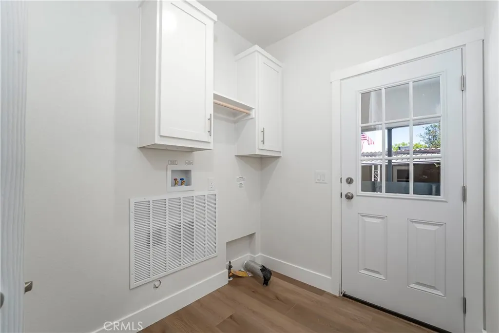 https://cdn.realtyfeed.com/cdn/127/306629111/90e00b1bfbda7c6cd63144018e71cbf4.webp