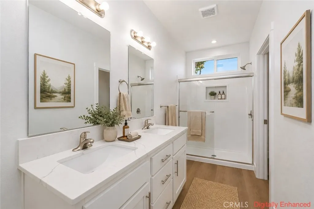 https://cdn.realtyfeed.com/cdn/127/306629111/961a102e4487b03bf19fe4bac4f829f6.webp