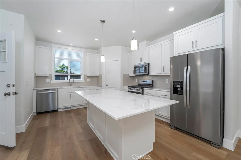 https://cdn.realtyfeed.com/cdn/127/306629111/ff1029571a3b7577001f8986172def9c.webp