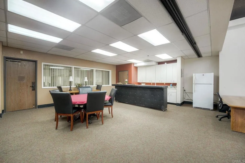 https://cdn.realtyfeed.com/cdn/127/306629118/4b159e8cd784a99e632772bd164b3761.webp