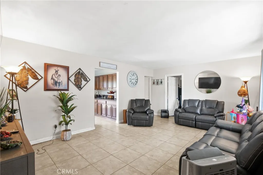 563 W Main, San Jacinto, CA 92583 - Photo 3 of 20, San Jacinto, CA