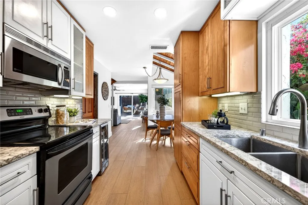 Photo #16: SW26019110 Listing: Photo #16