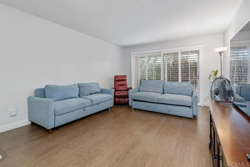 Photo #4: NDP2600816 Listing: Photo #4